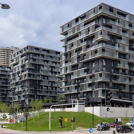 Nowoczesne Dla 4 Osob Z Balkonem By Renters